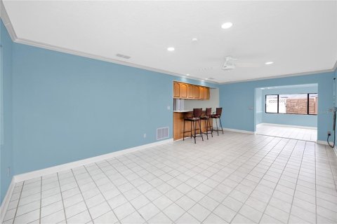 House in Indian Rocks Beach, Florida 5 bedrooms, 256.87 sq.m. № 2393649 - photo 10