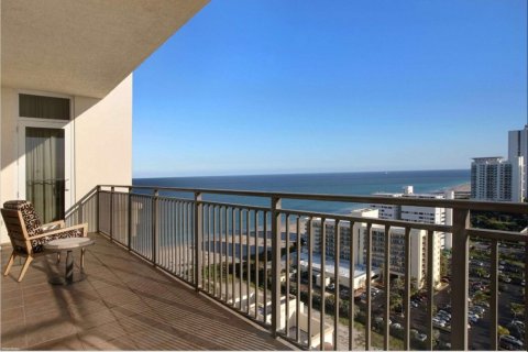 Condo in Riviera Beach, Florida, 3 bedrooms № 2158171 - photo 19