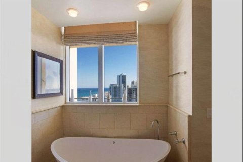 Condo in Riviera Beach, Florida, 3 bedrooms № 2158171 - photo 14