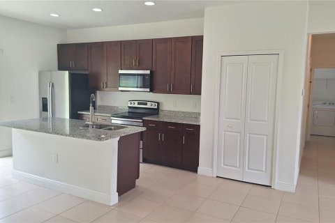 Casa en alquiler en Ocala, Florida, 4 dormitorios, 146.6 m2 № 1771485 - foto 3