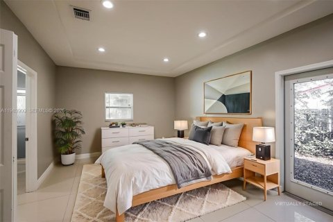 Villa ou maison à louer à Fort Lauderdale, Floride: 3 chambres, 151.43 m2 № 2047200 - photo 10