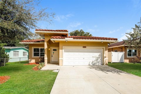 Villa ou maison à Fort Lauderdale, Floride 3 chambres, 151.43 m2 № 2047200