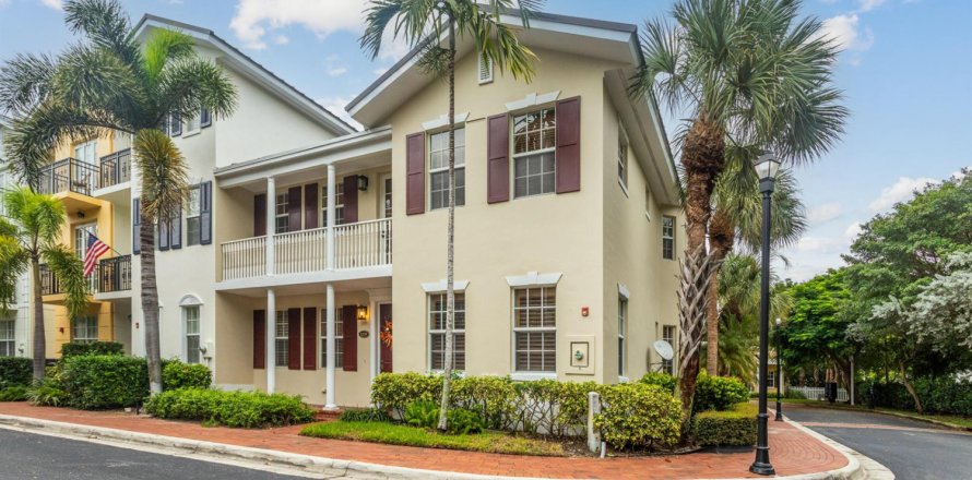 Touwnhouse à Delray Beach, Floride 4 chambres, 240.99 m2 № 2401761