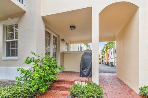 Touwnhouse à vendre à Delray Beach, Floride: 4 chambres, 240.99 m2 № 2401761 - photo 16