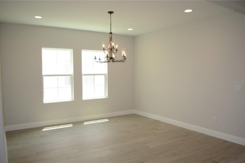Casa en alquiler en Zephyrhills, Florida, 6 dormitorios, 455.22 m2 № 1791264 - foto 13