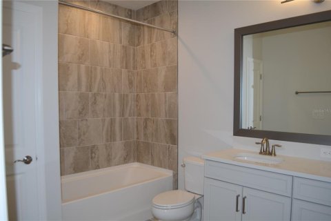 Casa en alquiler en Zephyrhills, Florida, 6 dormitorios, 455.22 m2 № 1791264 - foto 26