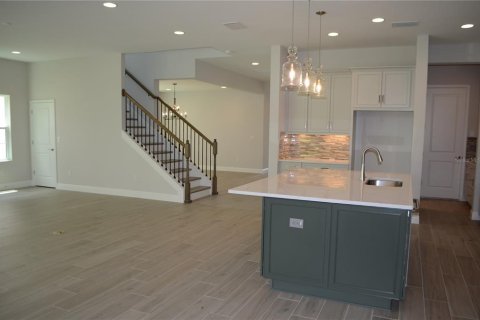 Casa en alquiler en Zephyrhills, Florida, 6 dormitorios, 455.22 m2 № 1791264 - foto 6