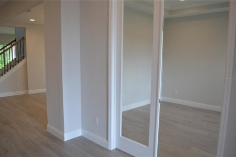 Casa en alquiler en Zephyrhills, Florida, 6 dormitorios, 455.22 m2 № 1791264 - foto 16