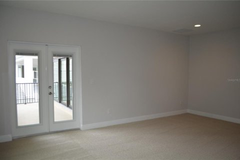 Casa en alquiler en Zephyrhills, Florida, 6 dormitorios, 455.22 m2 № 1791264 - foto 17