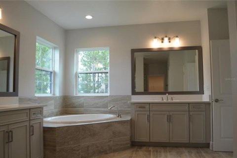 Casa en alquiler en Zephyrhills, Florida, 6 dormitorios, 455.22 m2 № 1791264 - foto 23