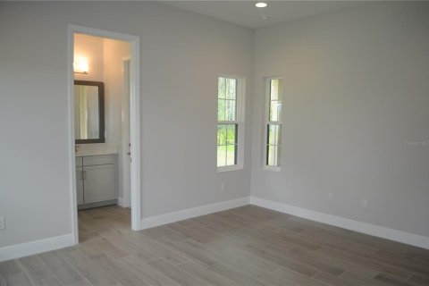 Casa en alquiler en Zephyrhills, Florida, 6 dormitorios, 455.22 m2 № 1791264 - foto 12