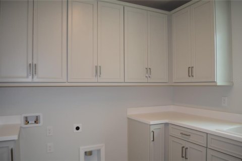 Casa en alquiler en Zephyrhills, Florida, 6 dormitorios, 455.22 m2 № 1791264 - foto 29