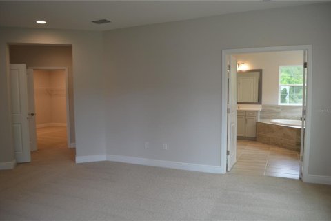 Casa en alquiler en Zephyrhills, Florida, 6 dormitorios, 455.22 m2 № 1791264 - foto 21