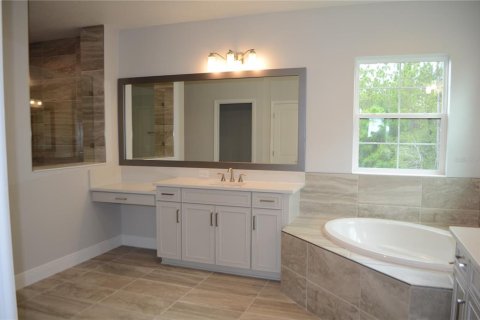 Casa en alquiler en Zephyrhills, Florida, 6 dormitorios, 455.22 m2 № 1791264 - foto 22