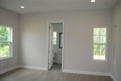 Casa en alquiler en Zephyrhills, Florida, 6 dormitorios, 455.22 m2 № 1791264 - foto 11