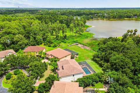 House in Tampa, Florida 7 bedrooms, 486.53 sq.m. № 2197028 - photo 5