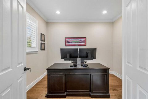 House in Tampa, Florida 7 bedrooms, 486.53 sq.m. № 2197028 - photo 12