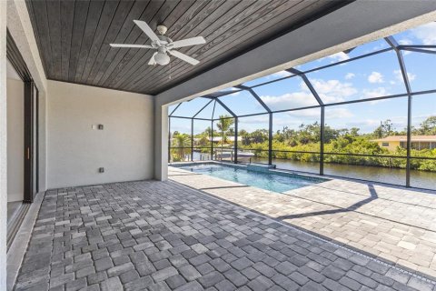 Casa en venta en Port Charlotte, Florida, 4 dormitorios, 170.29 m2 № 2109919 - foto 9