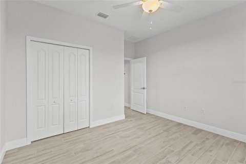 Casa en venta en Port Charlotte, Florida, 4 dormitorios, 170.29 m2 № 2109919 - foto 22