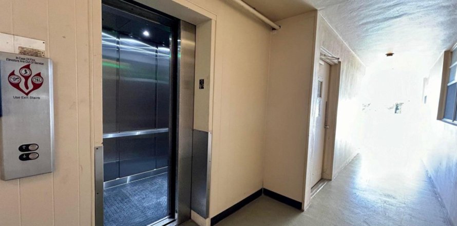 Condominio en Boca Raton, Florida, 2 dormitorios № 1174631