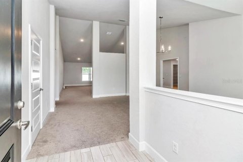 House in Ocala, Florida 4 bedrooms, 278.71 sq.m. № 2150479 - photo 4