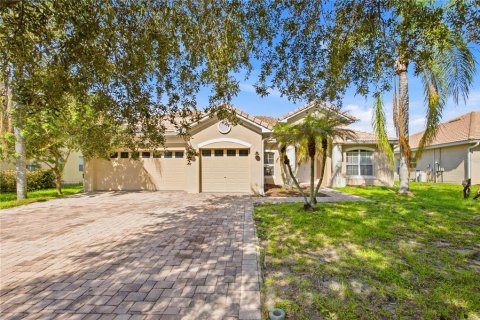 Casa en BELLALAGO en Kissimmee, Florida 3 dormitorios, 235.32 m2 № 2296238