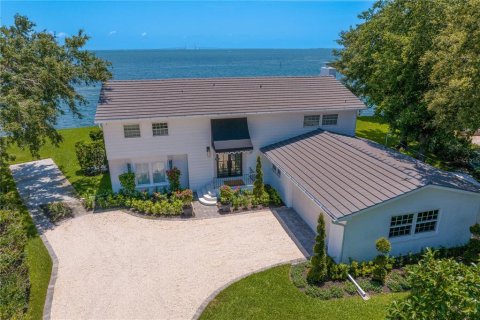 Villa ou maison à vendre à Saint Petersburg, Floride: 4 chambres, 304.53 m2 № 1762110 - photo 2