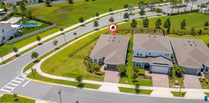 House in Orlando, Florida 4 bedrooms, 216.09 sq.m. № 2201784