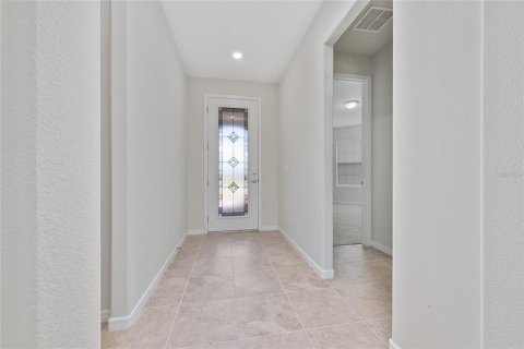 House in Orlando, Florida 4 bedrooms, 216.09 sq.m. № 2201784 - photo 8