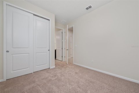 House in Orlando, Florida 4 bedrooms, 216.09 sq.m. № 2201784 - photo 30