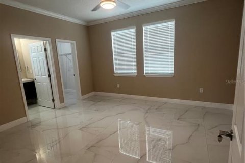Casa en venta en Orlando, Florida, 6 dormitorios, 274.25 m2 № 1791665 - foto 12