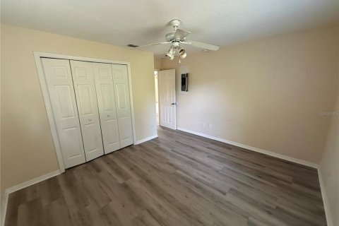 Commercial property in Edgewater, Florida 183.2 sq.m. № 2259024 - photo 6