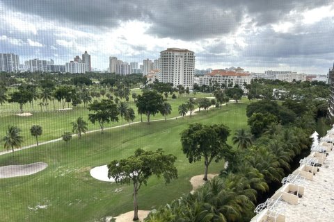 Condo in Aventura, Florida, 1 bedroom  № 1964784 - photo 19