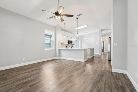 Villa ou maison à vendre à Riverview, Floride: 4 chambres, 187.66 m2 № 1910753 - photo 14