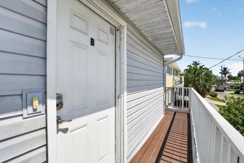 Duplex in Holmes Beach, Florida 2 bedrooms, 74.32 sq.m. № 2107520 - photo 6