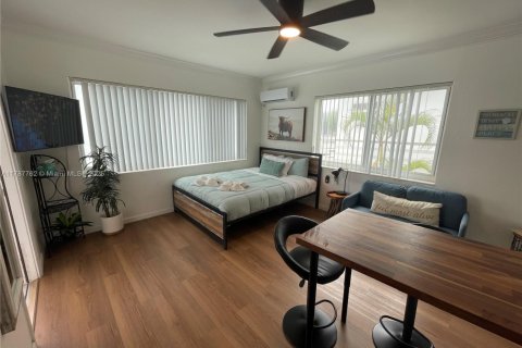 Studio à Hollywood, Floride № 2012969