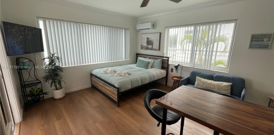 Studio à Hollywood, Floride № 2012969