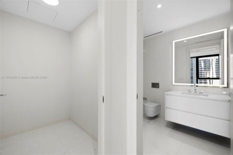 Condominio en venta en Miami, Florida, 1 dormitorio, 71.26 m2 № 1418176 - foto 20