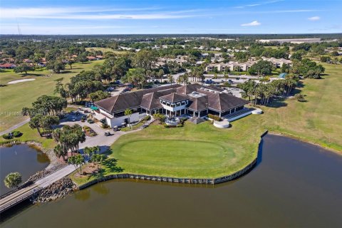 Copropriété à vendre à Palm City, Floride: 2 chambres, 124.21 m2 № 1973230 - photo 19