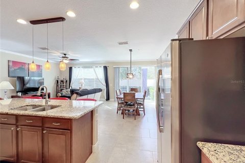 Townhouse in Winter Garden, Florida 3 bedrooms, 173.36 sq.m. № 1524155 - photo 18