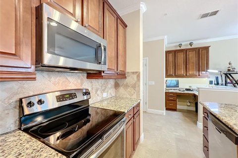 Townhouse in Winter Garden, Florida 3 bedrooms, 173.36 sq.m. № 1524155 - photo 14