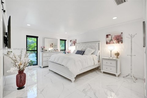 House in Cooper City, Florida 3 bedrooms, 196.21 sq.m. № 2088326 - photo 22
