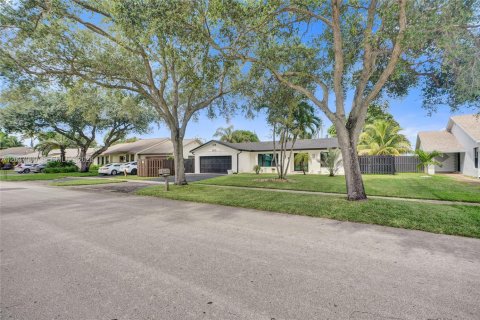 House in Cooper City, Florida 3 bedrooms, 196.21 sq.m. № 2088326 - photo 4