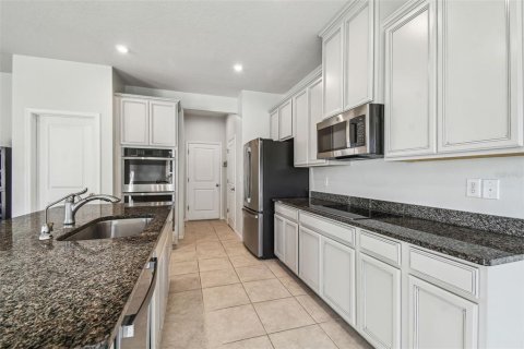 Villa ou maison à vendre à Land O' Lakes, Floride: 4 chambres, 190.08 m2 № 1533596 - photo 8