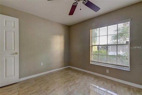 Casa en alquiler en Tampa, Florida, 3 dormitorios, 227.98 m2 № 1875816 - foto 22