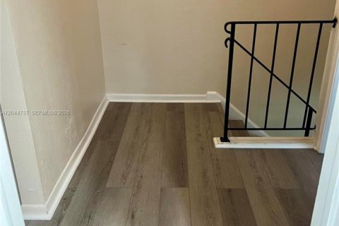 Touwnhouse à vendre à Davie, Floride: 3 chambres, 119.84 m2 № 2179031 - photo 10