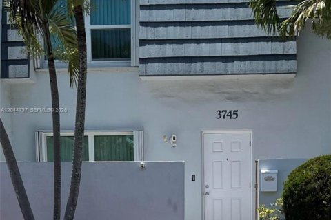 Touwnhouse à Davie, Floride 3 chambres, 119.84 m2 № 2179031