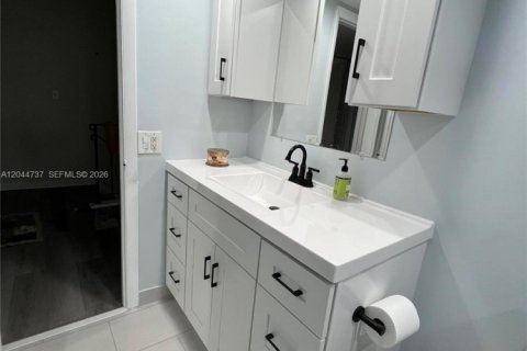 Touwnhouse à vendre à Davie, Floride: 3 chambres, 119.84 m2 № 2179031 - photo 12