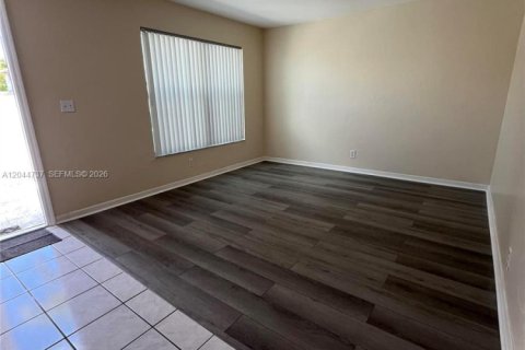 Touwnhouse à vendre à Davie, Floride: 3 chambres, 119.84 m2 № 2179031 - photo 3