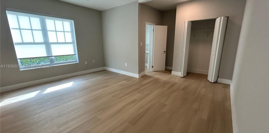 Studio in Miami Beach, Florida № 1994602